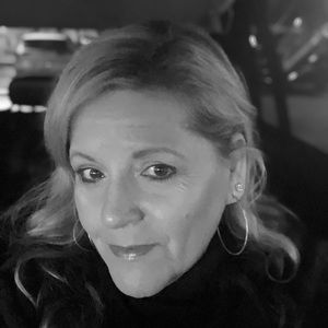 Meet your Posher, Pamela